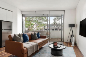 Crown Street Apartments by Urban Rest, Sydney